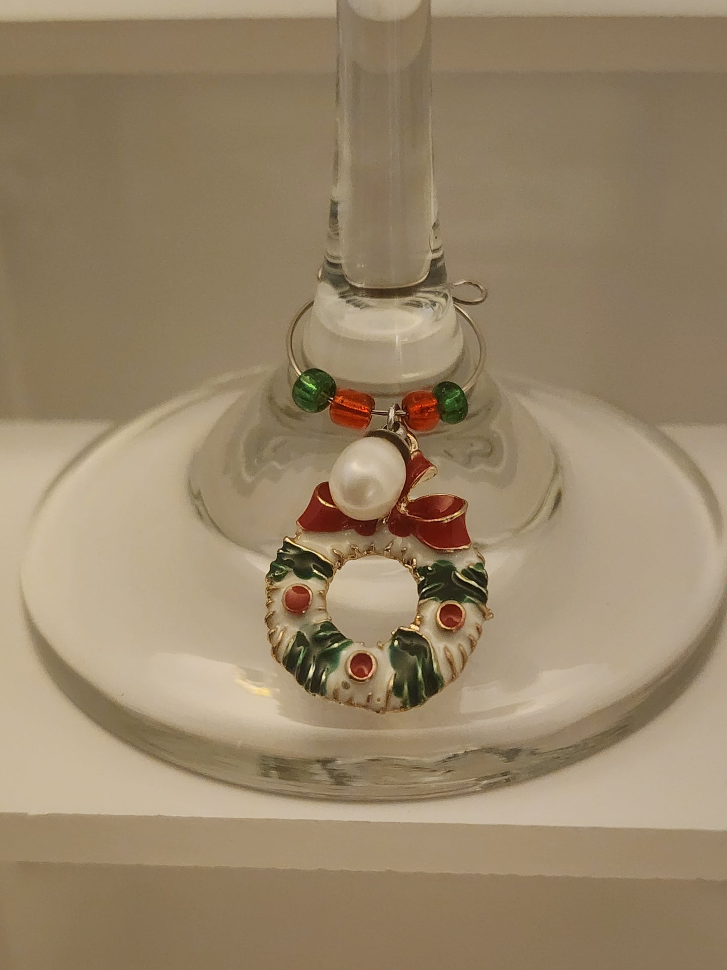 Holiday Wreath Wine Ring