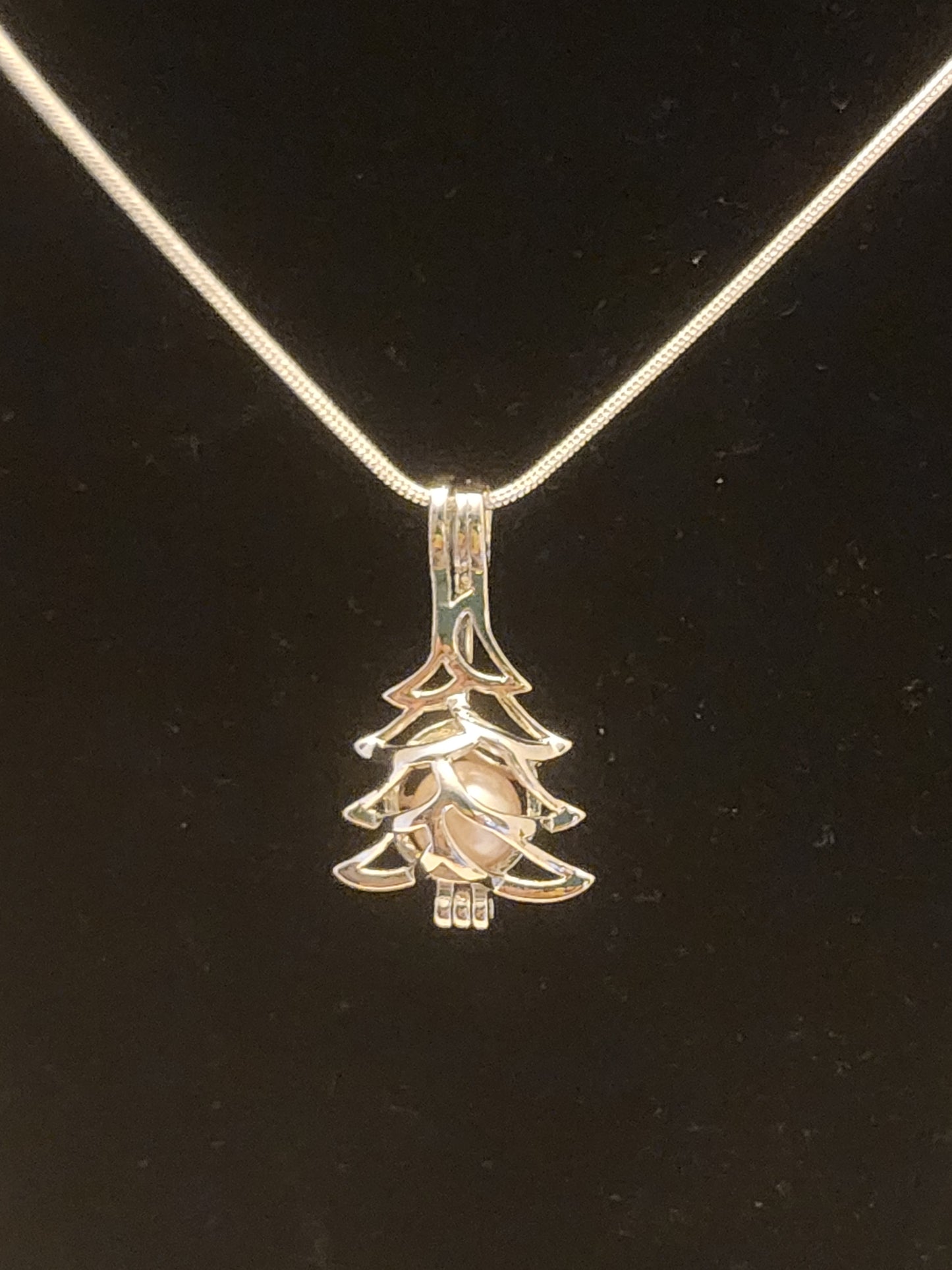Christmas Tree Pearl Cage